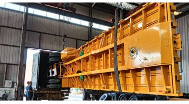 Heavy Duty Tri Axle Flatbed Truck Trailer wil be Shipped to Zambia.