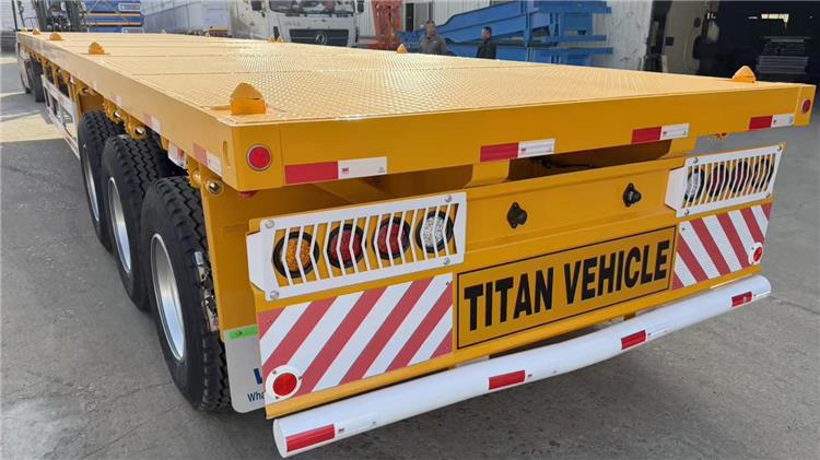 3 Axle 40 foot Flatbed Tractor Trailer for Sale In Zambia