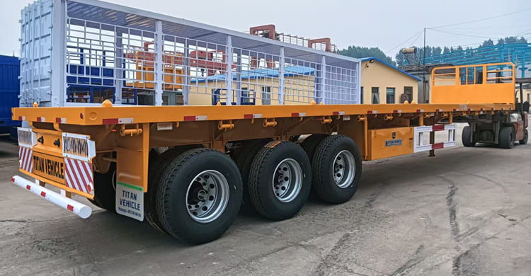 Heavy Duty Tri Axle Flatbed Truck Trailer for Sale in Zambia