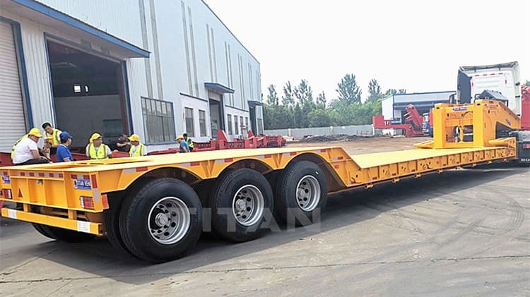 How Much is Used 60T Lowboy Gooseneck Trailer for Sale in Guinea Kindia