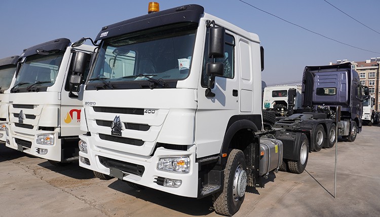 Howo 400 Truck | Howo Truck New Model |  Sinotruk Howo 4x2 Tractor Truck for Sale in Zambia