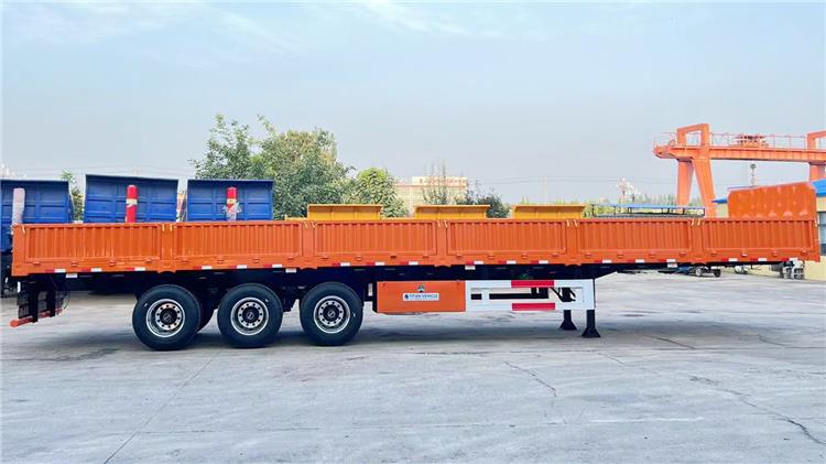 Triaxle Trailer with Board for Sale In Zambia
