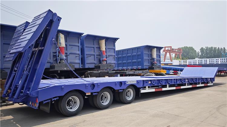 3 Axle Lowbed Truck Trailer for Sale in Zambia ZMCGJ