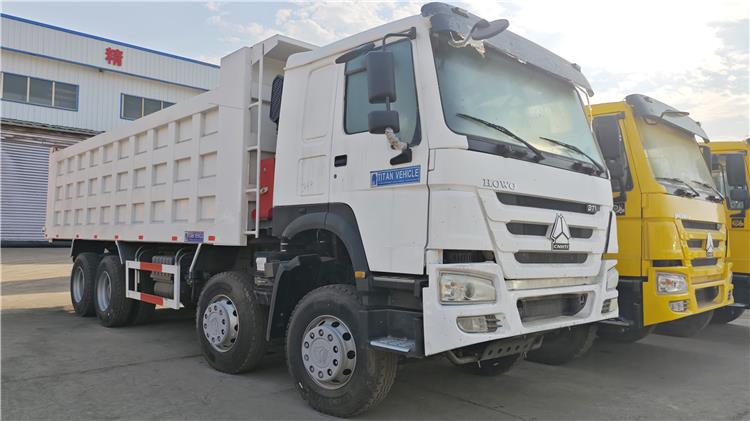 2nd Hand Trucks Howo Dump Truck 8x4 for Sale In Zambia
