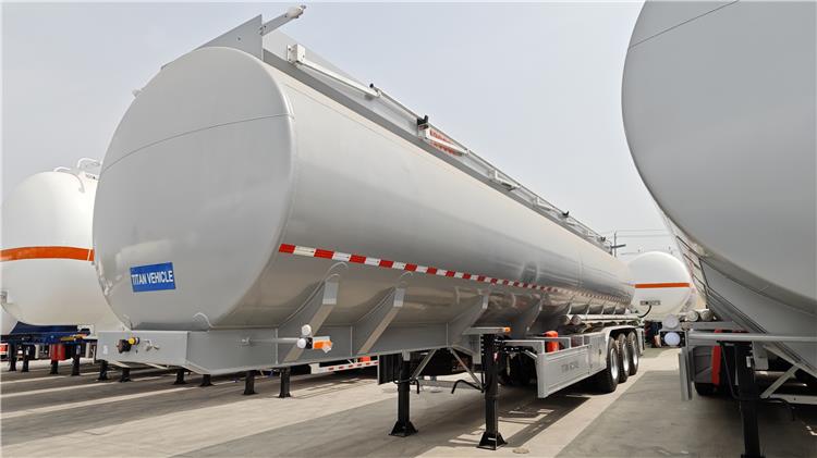 Diesel Fuel Tanker Semi Trailer for Sale Prices In Zambia Lusaka