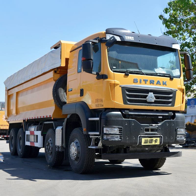 RHD Second Hand Howo G7W Sitrak Trucks